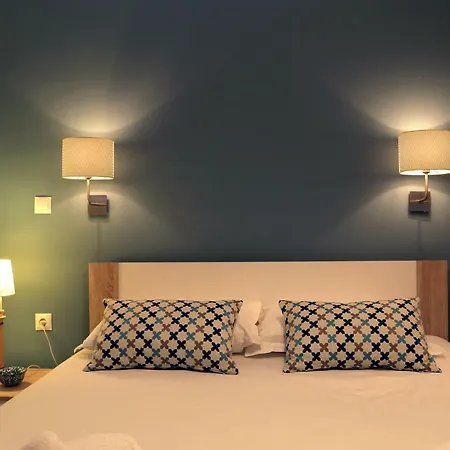 Stylish Modern Apartment, Nilie Hospitality Mgmt Apartment